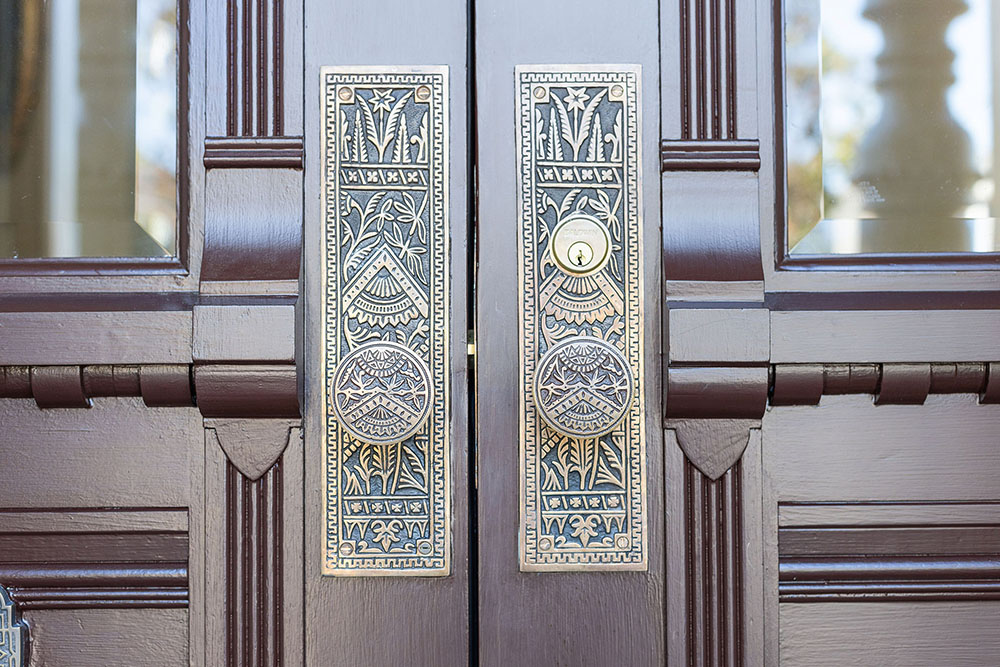 Detail photo of Centoni handiwork